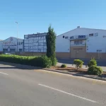 RS rotulación de fachadas Sir color blanco